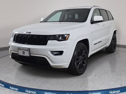 Used 2017 Jeep Grand Cherokee Altitude