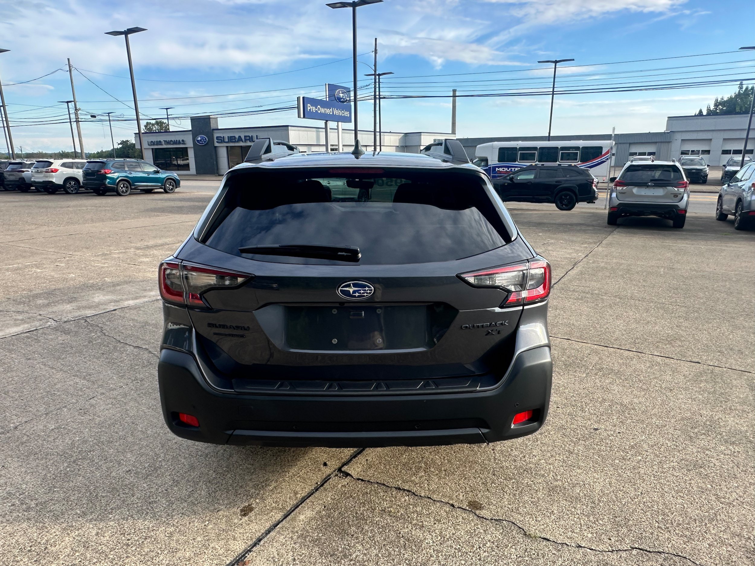 Used 2025 Subaru Outback Onyx Edition XT AWD/4WD image 5