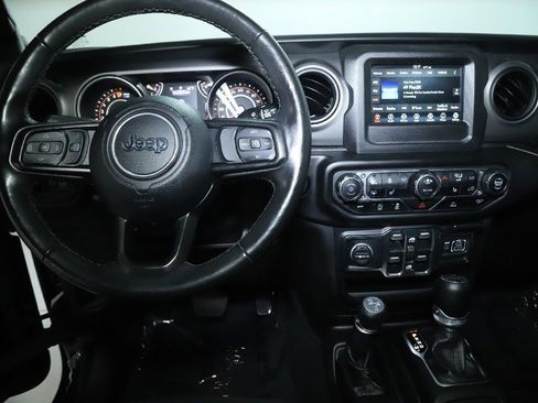 Used 2022 Jeep Gladiator Sport AWD/4WD image 27