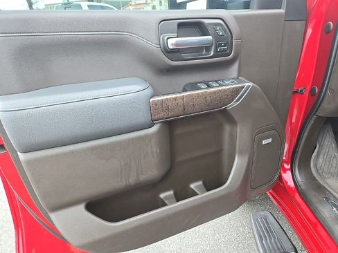 Used 2022 GMC Sierra 3500 Denali w/ Denali Ultimate Package image 9