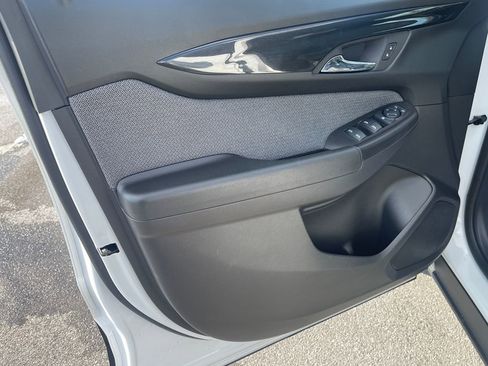 Used 2025 Chevrolet TrailBlazer LT image 14