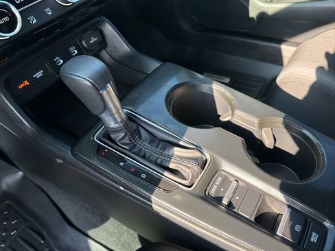 Used 2025 Honda Civic Sport image 23