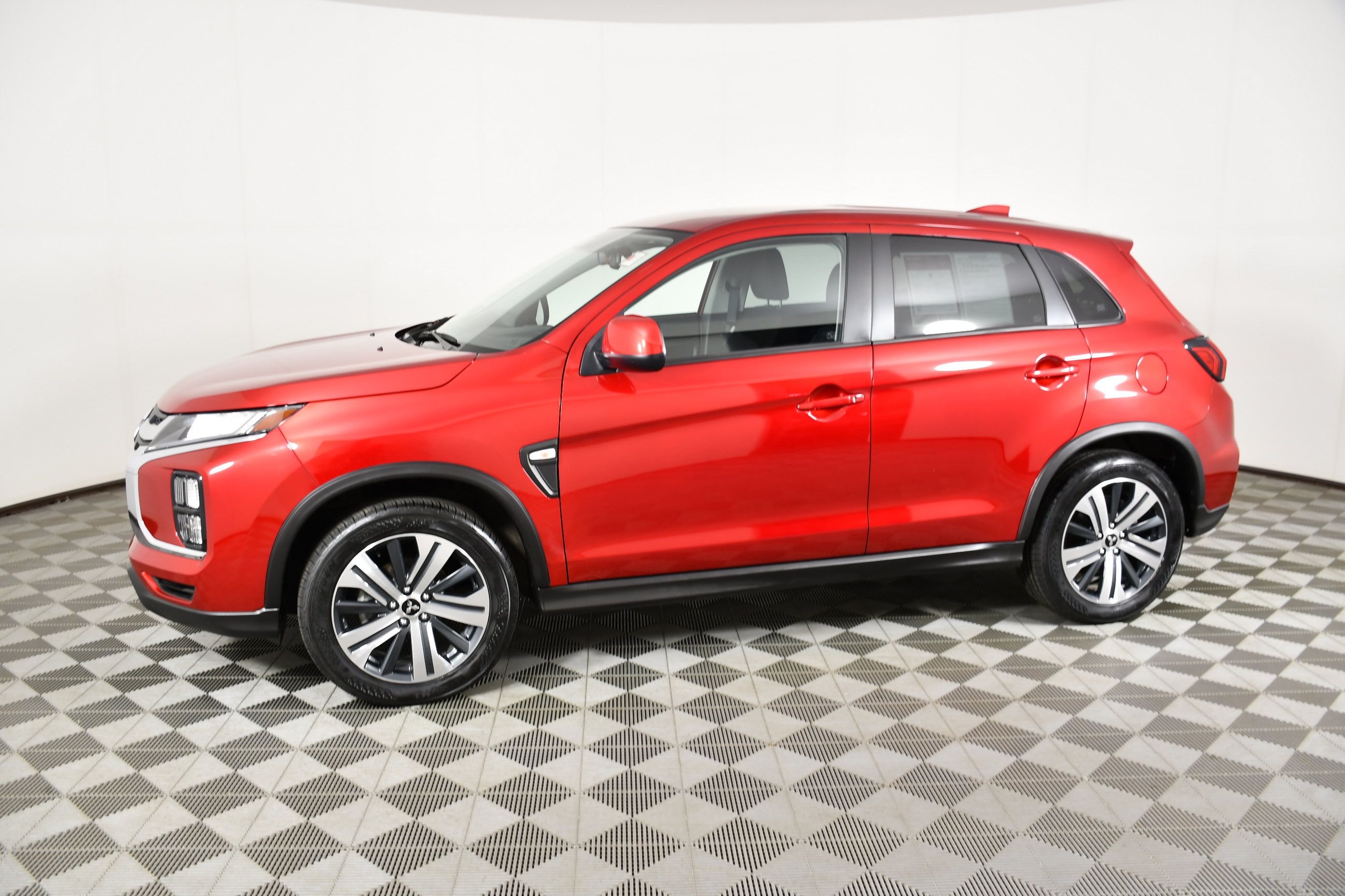 Used 2024 Mitsubishi Outlander Sport ES AWD/4WD image 9