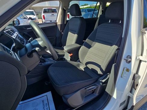 Used 2023 Volkswagen Tiguan S FWD image 9