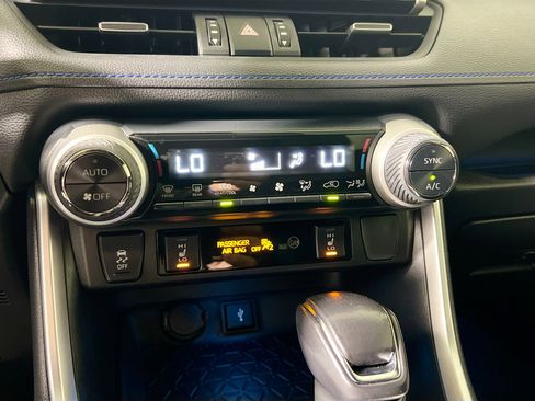 Used 2022 Toyota RAV4 XSE image 27