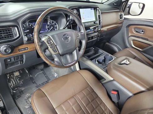 Used 2021 Nissan Titan Platinum Reserve w/ Moonroof Package AWD/4WD image 18