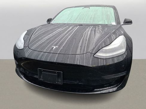Used 2020 Tesla Model 3 Standard Range Plus image 2