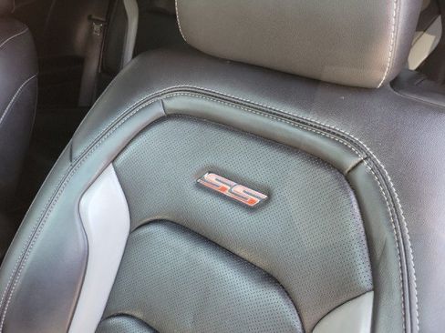 Used 2018 Chevrolet Camaro SS RWD image 15