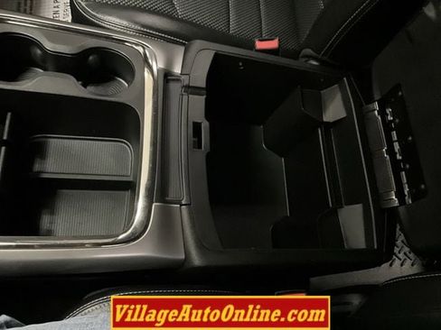 Used 2016 RAM 1500 Sport w/ Black Ram 1500 Sport Group AWD/4WD image 24