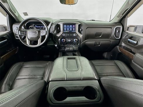 Used 2020 GMC Sierra 3500 Denali w/ Denali Ultimate Package image 32