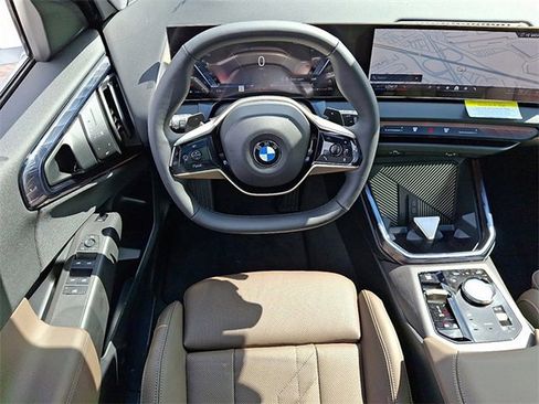 Certified 2025 BMW X3 xDrive30i w/ Premium Package image 6