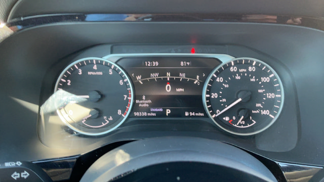 Used 2022 Nissan Pathfinder SL FWD image 14