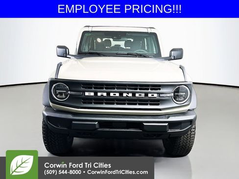 New 2026 Ford Bronco 2-Door AWD/4WD image 4
