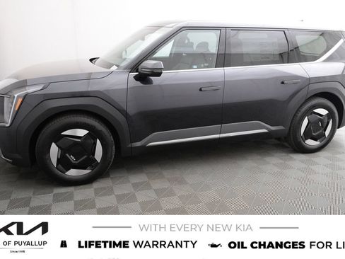 New 2026 Kia EV9 Light RWD image 8