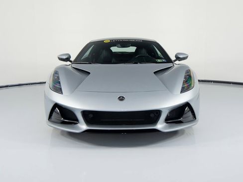 Used 2025 Lotus Emira image 2