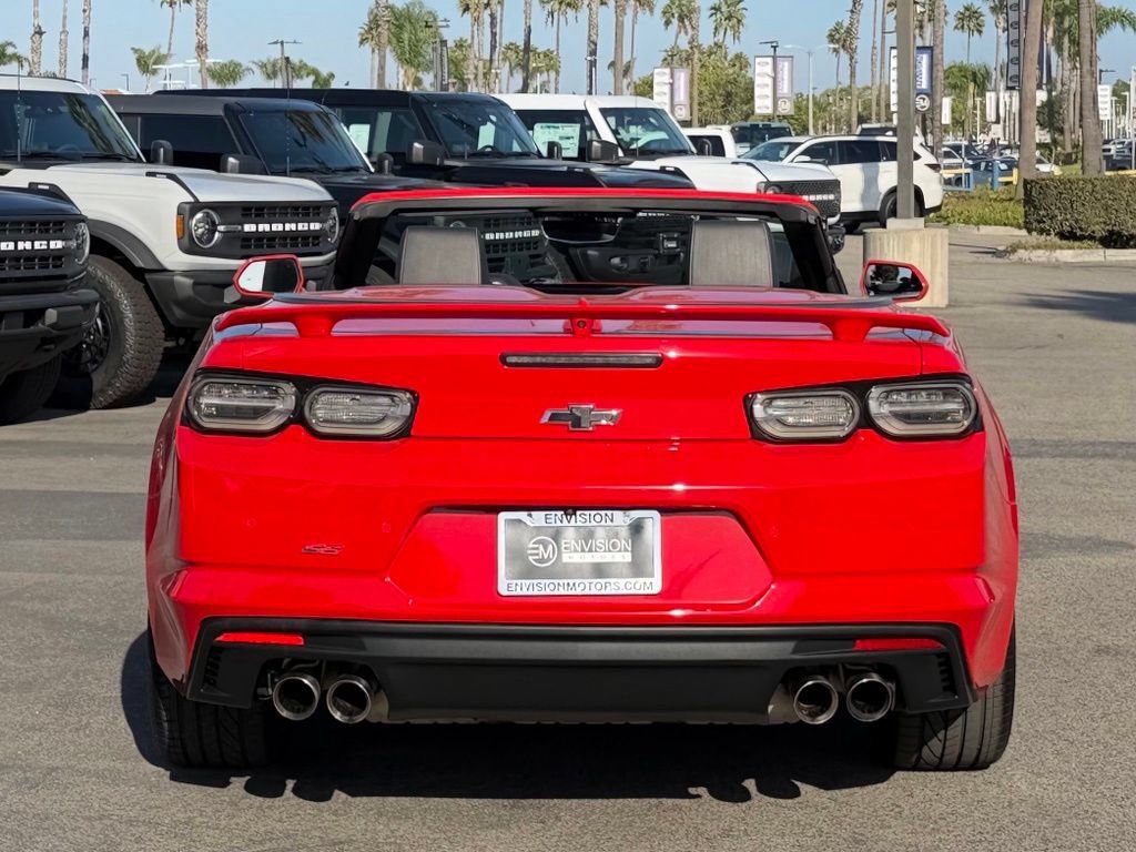 Used 2021 Chevrolet Camaro SS RWD image 12