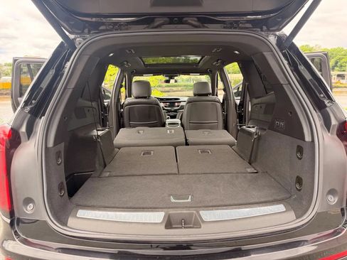 Used 2021 Cadillac XT6 Premium Luxury AWD/4WD image 19