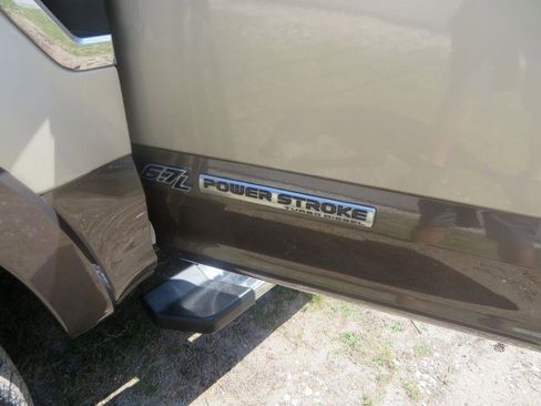 Used 2017 Ford F250 King Ranch w/ Chrome Package AWD/4WD image 13