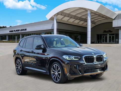 Used 2024 BMW X3 M40i w/ Parking Assistance Package image 2