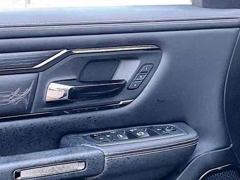 Used 2024 RAM 1500 Limited w/ Body Color Bumper Group image 18