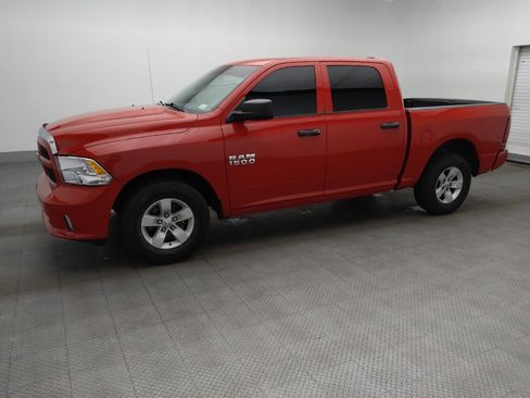 Used 2018 RAM 1500 Express RWD image 2