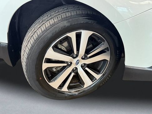 Used 2019 Subaru Outback 3.6R Limited w/ Popular Package #2 AWD/4WD image 19
