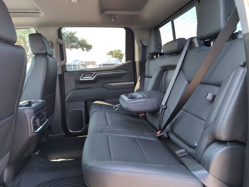 New 2026 Chevrolet Silverado 1500 LTZ w/ LTZ Premium Package image 30