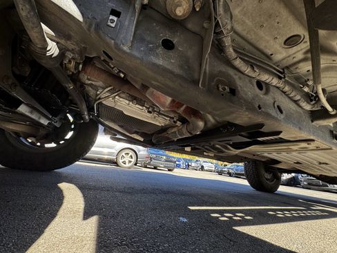 Used 2017 Ford F150 Raptor w/ Equipment Group 802A Luxury image 23