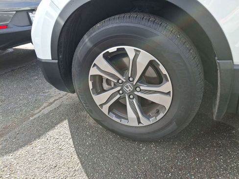 Used 2021 Honda CR-V LX image 6