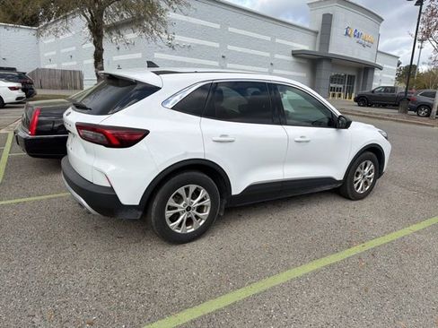 Used 2023 Ford Escape Active image 21
