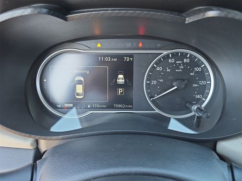 Used 2020 Nissan Versa SV image 24