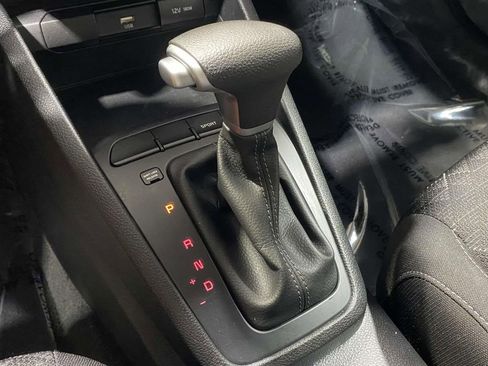 Used 2023 Kia Rio S w/ Technology Package image 30