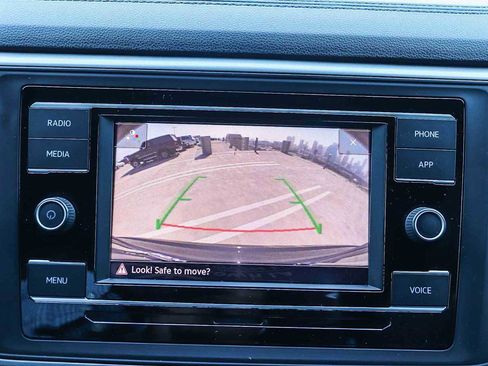 Used 2020 Volkswagen Atlas Cross Sport S FWD image 32