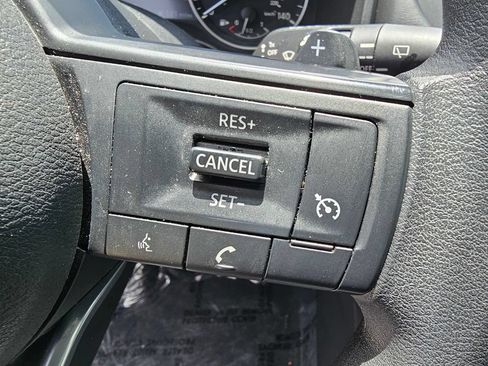 Used 2023 Nissan Rogue S FWD image 21