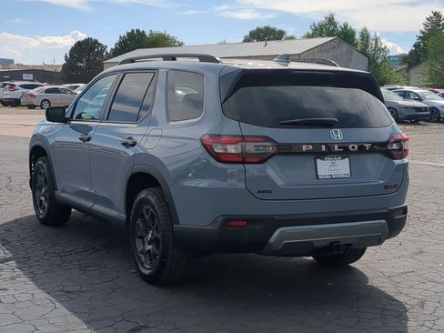 Used 2026 Honda Pilot TrailSport image 8