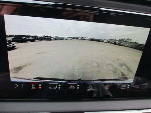 New 2026 GMC Sierra 2500 AT4 w/ AT4 Premium Plus Package image 21