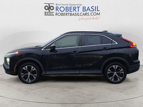 Used 2022 Mitsubishi Eclipse Cross AWD image 2