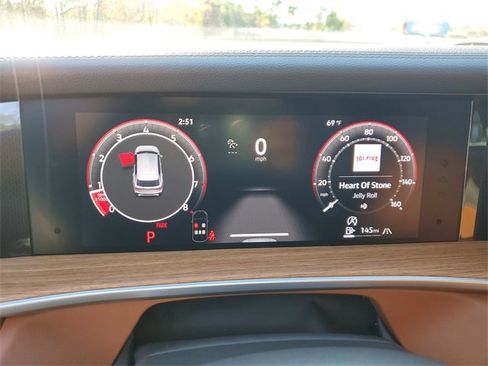 New 2026 Volkswagen Tiguan SEL R-Line image 24