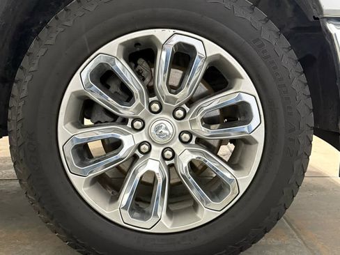 Used 2019 RAM 1500 Limited image 11