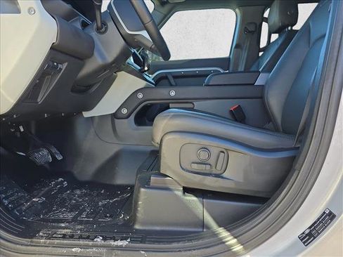 Certified 2024 Land Rover Defender 110 S image 22