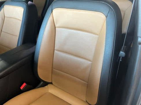 Used 2020 Chevrolet Equinox Premier image 14