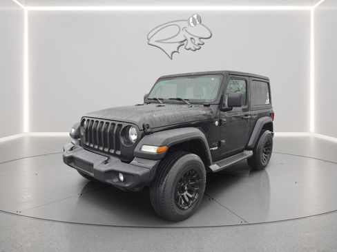 Used 2021 Jeep Wrangler Sport S image 1