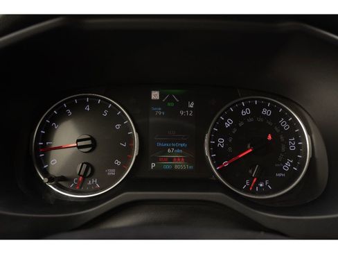Used 2020 Toyota RAV4 LE FWD image 21