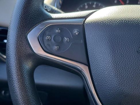 Used 2023 Chevrolet Traverse LS AWD/4WD image 29