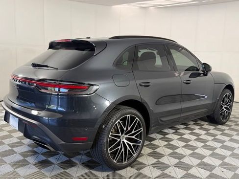 Used 2024 Porsche Macan AWD/4WD image 8