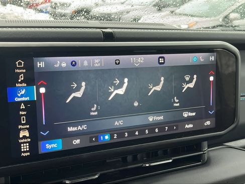 Used 2024 Jeep Wrangler High Altitude image 16