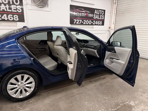 Used 2015 Honda Accord EX-L image 36