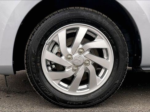 Used 2024 Mitsubishi Mirage LE image 9