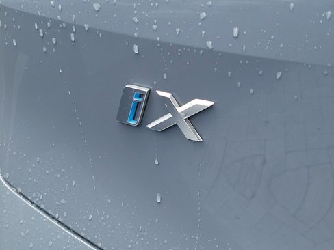 Certified 2024 BMW iX xDrive50 w/ Sport Package AWD/4WD image 5