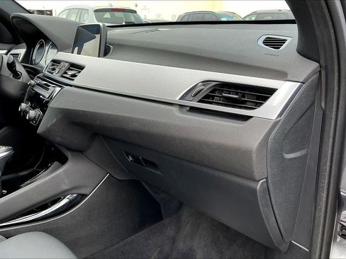 Used 2019 BMW X1 xDrive28i w/ M Sport Package image 19
